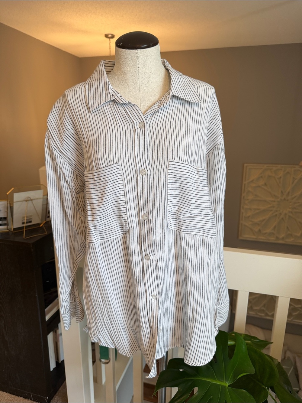 VICI Lightweight White & black Striped Button-Up Shirt - Casual Relaxed Fit